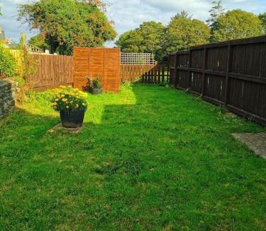 Johnston Casa | Bracknell Cottage