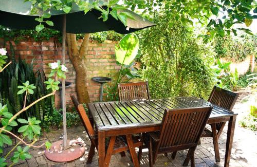 Pinelands Apartamento | Bradclin House