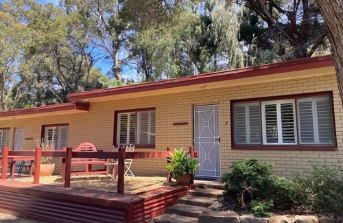 Halls Gap Cabina | Bradshaw House Self contained cabin 7