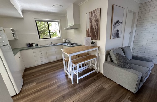 Halls Gap Cabina | Bradshaw House Self contained cabin 4