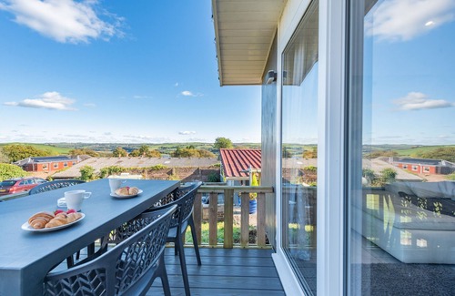 Llanybri Casa | Braeburn Lodge - Two Bedroom House, Sleeps 4