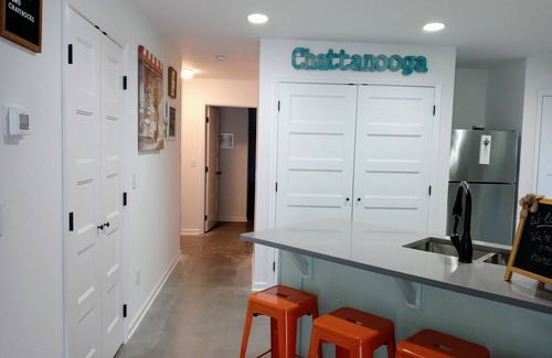 Chattanooga Casa | Bragg's Retreat a Family Retreat on Missionary Ridge & Pup's Paradise