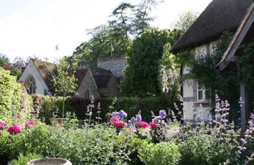 Turville Casa | Bramble Bank 'cartshed'-1 Bed Cottage-sleeps 2