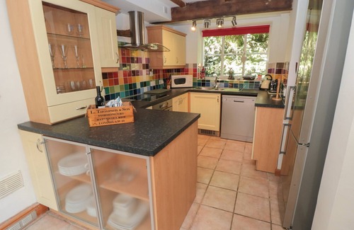 Staithes Casa | BRAMBLE CORNER COTTAGE, family friendly in Staithes