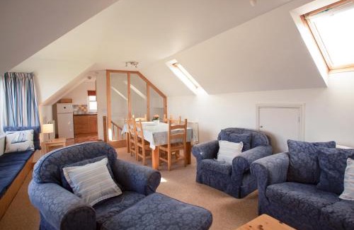 Roch Casa | Bramble Cottage