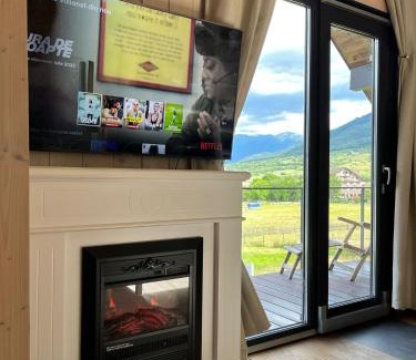Zarnesti Chalet De Esquí | Bramble Tiny House
