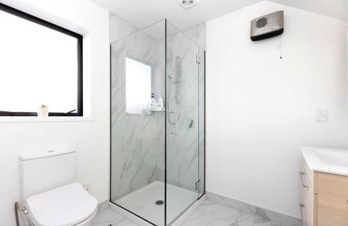 Christchurch Casa | Brand new 2 bed ocean view!