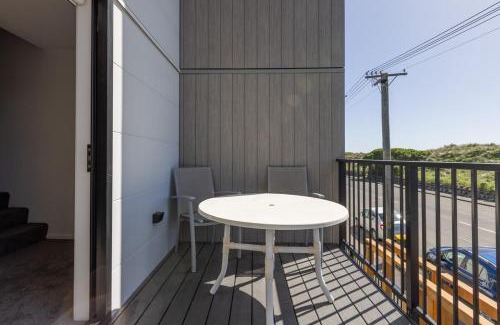 Christchurch Casa | Brand new 2 bed ocean view!
