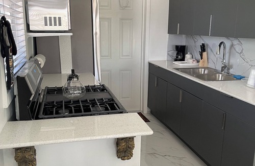 Tar Bay Cabaña | Brand new 2-bedroom cottage, Harts Exuma across the street from the beach