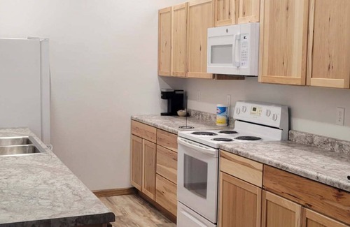 Mahto Cabina | Brand New 2-bedroom getaway cabin located a half mile from Mobridge