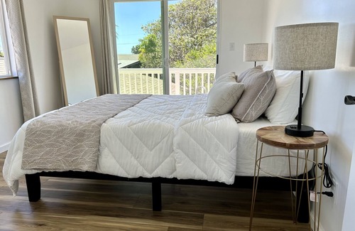 Ewa Casa | Brand New 2 Bedroom Ocean & Mountain Views Walking Distance To the Beach!