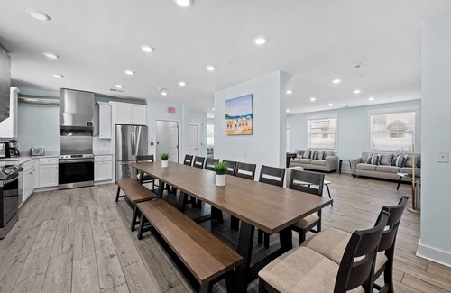 Myrtle Beach Casa | Brand New 20beds/19baths near MB Attractions/Airport/Pool 350ft to beach