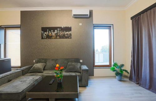 Tbilisi Casa | Brand-New 2BR House with Garden