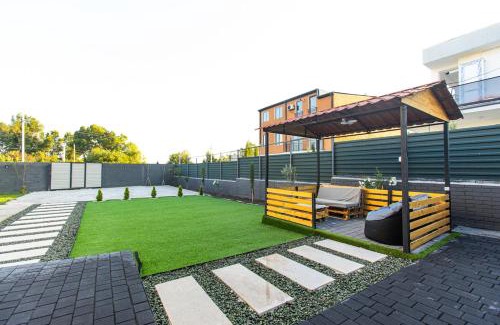 Tbilisi Casa | Brand-New 2BR House with Garden