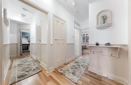 Swiss Cottage Apartamento | Brand New 3 Bedroom flat in Central London