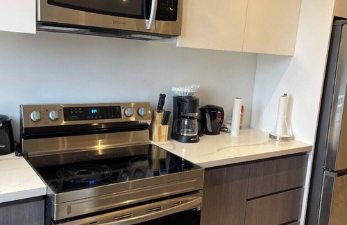 Nassau Condominio | BRAND NEW 3 Bedroom luxury Condominium- 5 mins away from the beach!!! #1 spot!