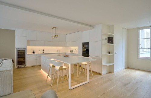 Odeon Apartamento | Brand new 4-bedroom apartment rue de Tournon, in the middle of Quartier Latin