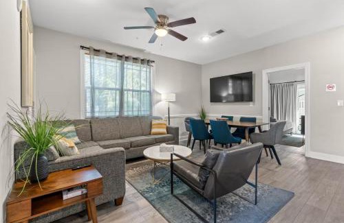 Myrtle Beach Apartamento | Brand New 4Br Steps to Beach 2nd Pier King Beds B