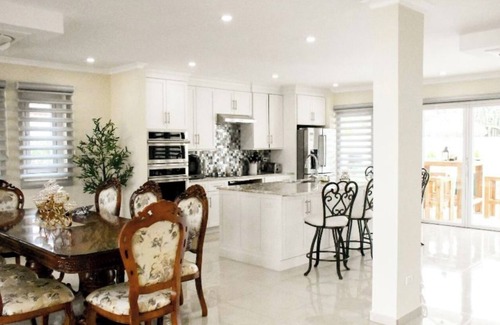 Washington Casa | Brand new 5,000 sq ft 4-bedroom house with WiFi and AC in gorgeous Noord