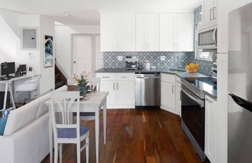 Queens Casa | Brand new 6 bedroom house close to JFK and LGA airport.
