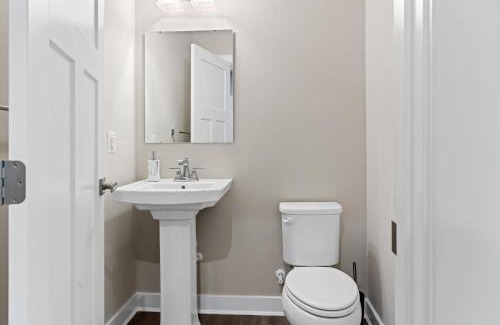 Bayside Casa | Brand-New 6BR Home Near Ocean City Pools, Gym, Tennis & Bay Access