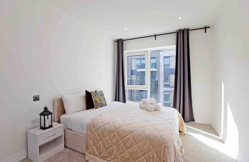 Chelsea Riverside Apartamento | Brand new , AC Luxury 2bed 2 bathrooms spacious
