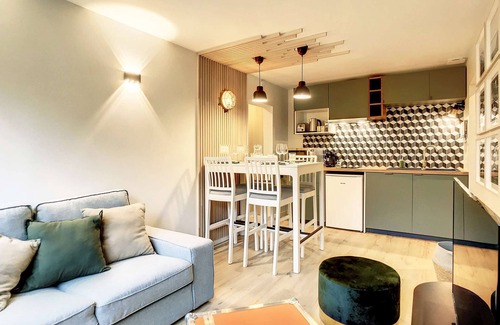 Ancely Apartamento | Brand new Ancely apartment with aero decor - free parking - Near Blagnac