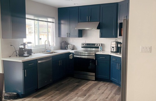 Ardenwood Casa | Brand new and quiet whole house