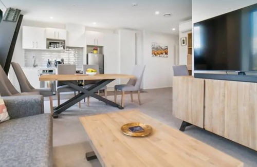 Frankton Apartamento | Brand New Apartment, Amazing Mountain views!