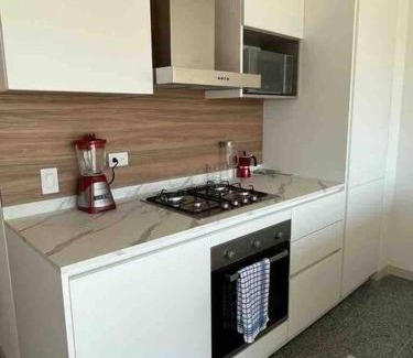 Santa Teresa Apartamento | Brand new apt San Bernardino Caracas