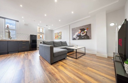 East Acton Apartamento | Brand New Apt Sleeps 5 - Zone 2