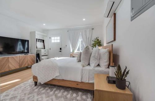 Sunnyvale West Casa | Brand New Apt W Parking Blocks From Downtown- A