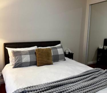 St. Albans Casa | Brand new bedroom next to train station