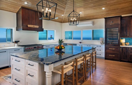 Estate Bakkero Villa | Brand New! Blue Palms: Stunning Caribbean Sea & City Views, optional heated pool