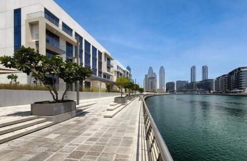 Al Safa Apartamento | Brand new Canal Residence complex 1 BD Apt