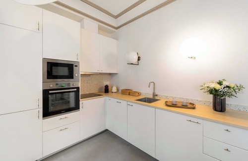 L'Europe Apartamento | Brand new Champs Elysees Appartment