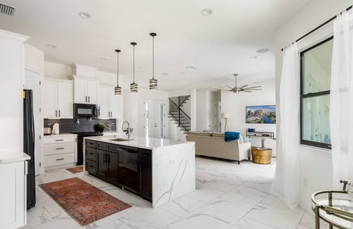 Ballast Point Casa | Brand New Chic Designed home- Ideal Tampa location.Sleeps 10