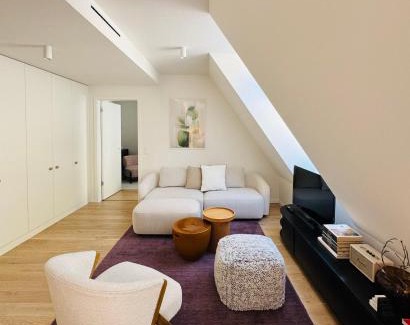 Old Town Apartamento | Brand New Chic & Luxurious LOFT by Castle FREE PARKING