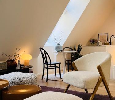Old Town Apartamento | Brand New Chic & Luxurious LOFT by Castle FREE PARKING