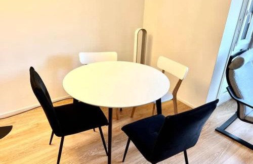 Langstrasse Apartamento | Brand New City Center downtown apartment, Zurich Brauer - Self Checkin