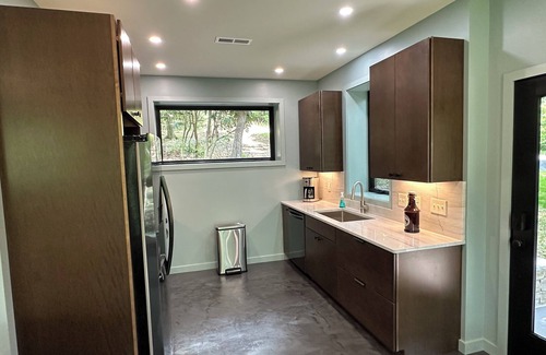 Rye Valley Cabina | Brand new completed June 2025 with Hot tub and River