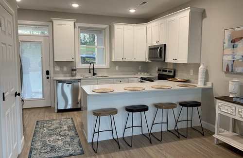 La Follette Condominio | Brand new condo on Norris Lake