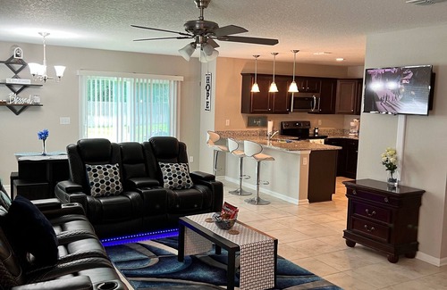 Arlington Casa | Brand New Construction 🏠 Resort style Getaway