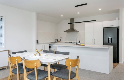 Wharewaka Casa | Brand New Cosy and Convenient Retreat in Taupo