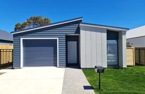 Paraparaumu Casa | Brand New & Cosy in Kapiti - New 3-Bedrooms 4-Beds in Paraparaumu
