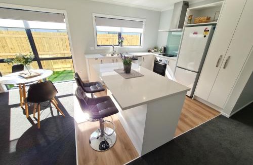 Paraparaumu Casa | Brand New & Cosy in Kapiti - New 3-Bedrooms 4-Beds in Paraparaumu