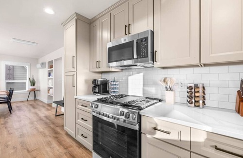 Lincoln City Casa | Brand New Custom Construction | Ocean Views | Hot Tub | Arcade | Sleeps 20