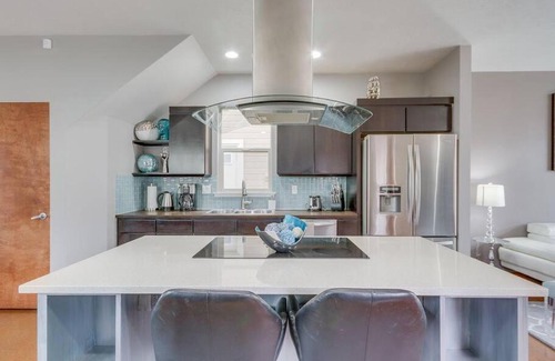 South Boise Village Casa | Brand New Downtown Modern 5 Beds, 3 Full Baths Vermont Avenue, Boise