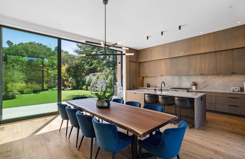 Mill Valley Casa | Brand New Equisite Modern Home Close To Hiking, Biking, San Fran, & Wine Country
