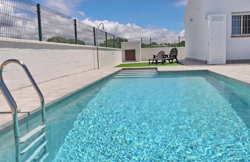 Conil de la Frontera Chalet De Esquí | Chalet Lobita con piscina